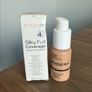 Phoera Silky Full Coverage Liquid Foundation #104 Buff Beige, New, Exp 7/4/2027